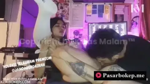 Indo Kelas Malam Sebelum di Sodok manjain Memek dulu