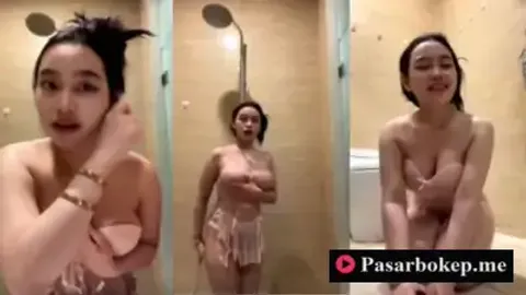 Indo Keyshit Mandi Sambil Live Tobrut bikin Crot