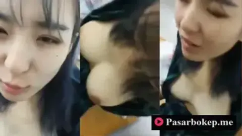 Indo Mahasiswi Tobrut Cantik di Ewe di Meja Kelas