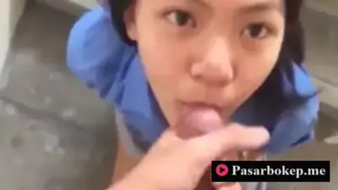 Indo Pacar yang Suka Ngemut Kontol