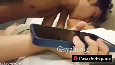 Indo Syaliong Xilla Ngentot Nikmat Sama Pacar di villa
