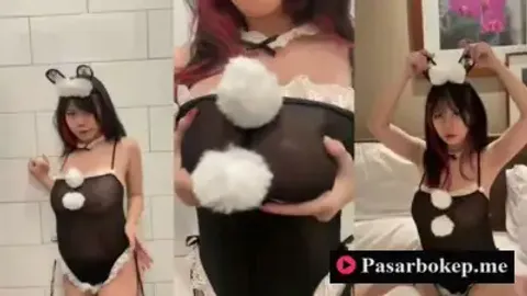 Indo Yura Tamaki Cosplayer Kostum Kelinci Bikin Makin Sange