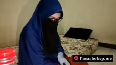 Jilbab Indo di Colmek