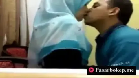 Indo Rintih Kenikmatan Seorang Jilbaber Asal Jawa Barat