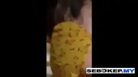 Indo Bini Udah Berselimut Diganguin Aja Diajak Ngewe