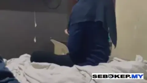 Indo Cewek Jilbab Minta Ngewe Anal Sampai Prot Prot