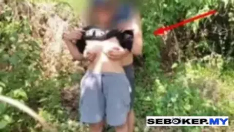 Indo Nekat Pasangan Remaja Abg Bikin Konten Mesum di Kebun
